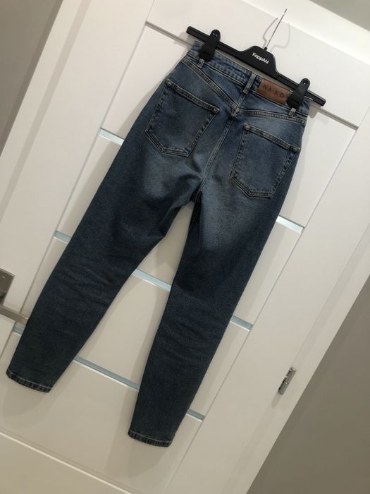 Grubsze jeansy xs Na-Kd boyfriend