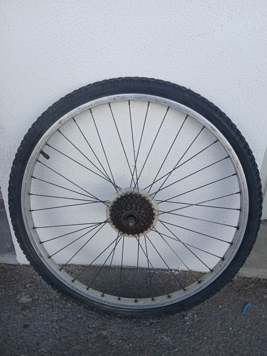 Vendo par de rodas