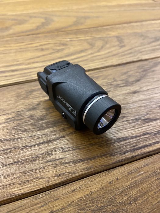 Тактичний ліхтарик підствольний для пістолета