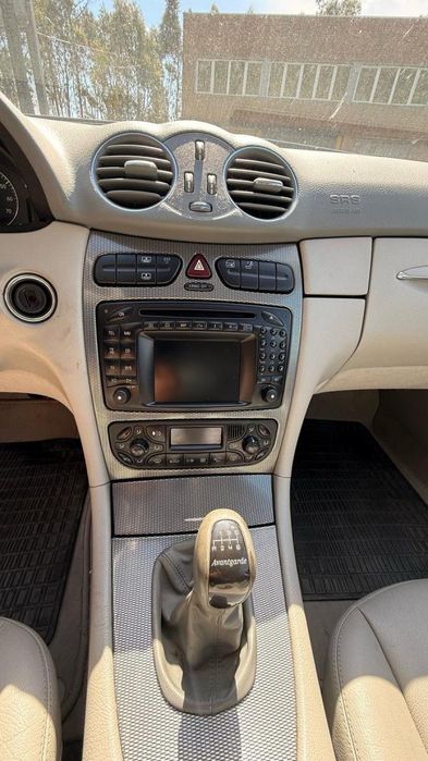 Para peças MERCEDES-BENZ CLK (C209)