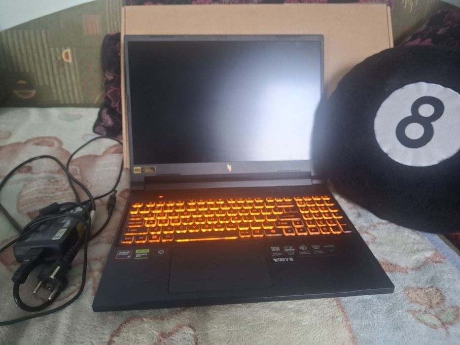 Acer Nitro V16 nowy z gwarancja