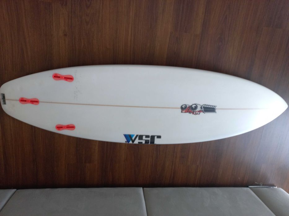 Prancha Surf JS Monsta 5'10
