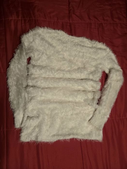 Camisola pelúcia cor cru