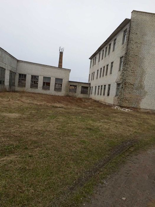 Виробничий комплекс консервного заводу в смт Іваничі Волинської обл.