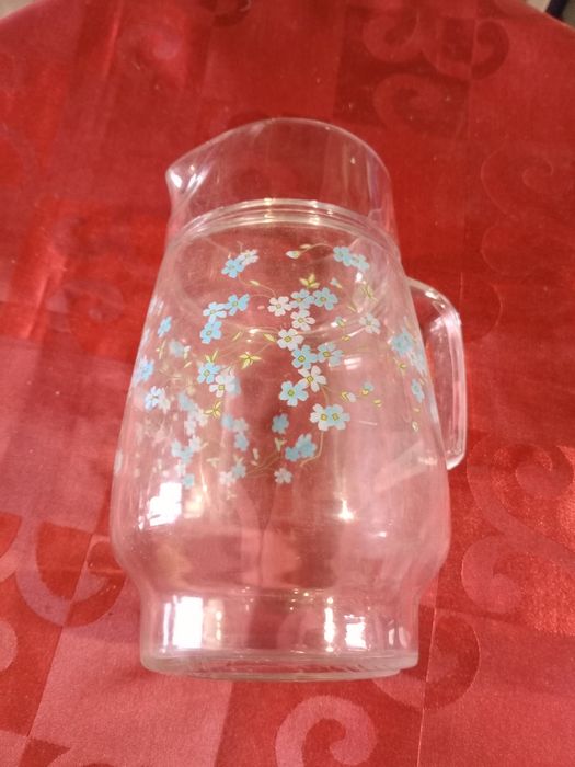 French Glass Jar435562559465728003