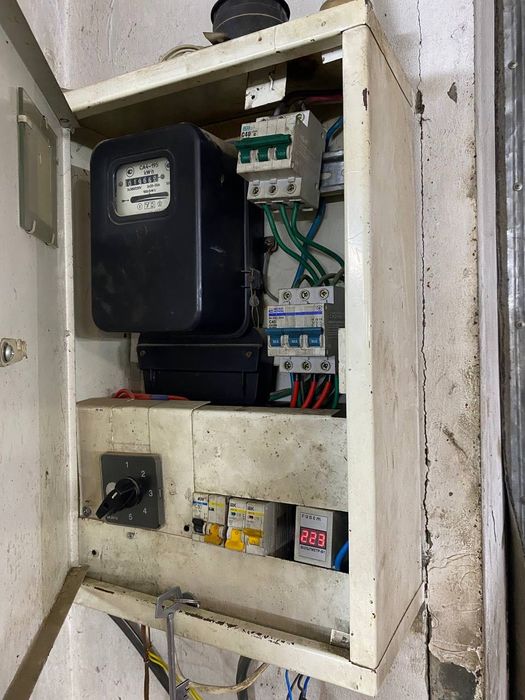 Оренда гаражу на 2 бокси | 380V | 2 ями з освітленням | 2 поверхи | під майстерню / авто роботи
