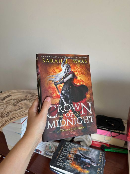 Crown of midnight edição de colecionador - capa dura