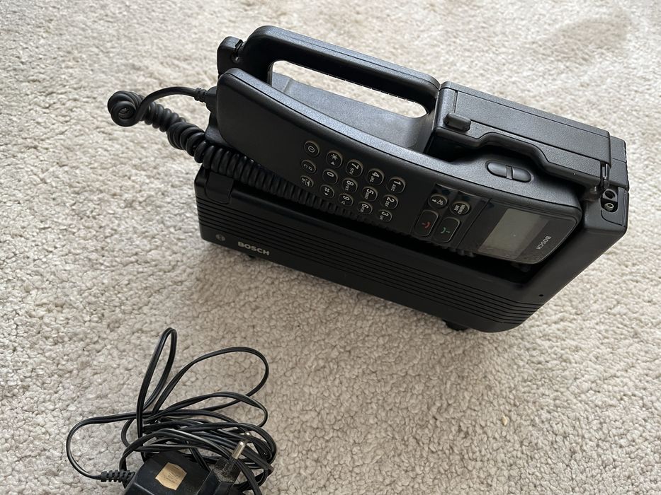Telemóvel para colecionador Bosch Cartel M/T 8G 2.0