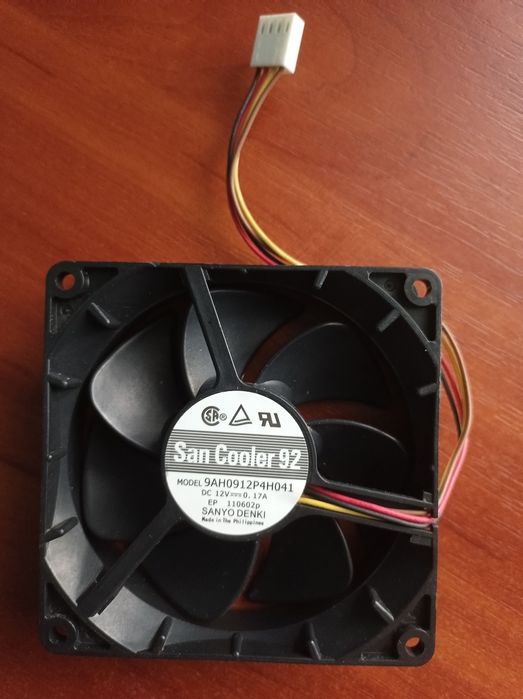 Тихий вентилятор охолодження (Кулер 4 Pin PWM) Sanyo SanAce 9025
