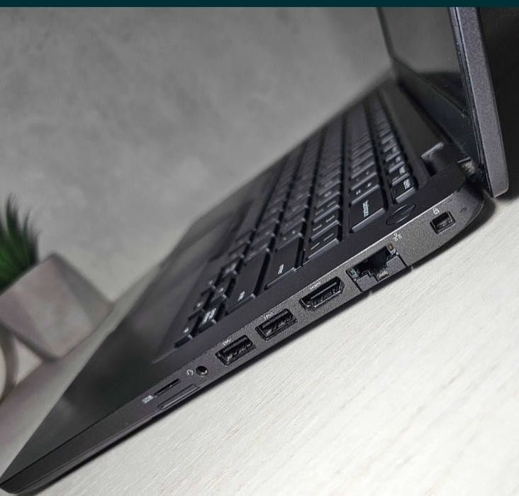 Б/В Ноутбук Dell Latitude 7480 / 14” 1920x1080 FullHD / i7-7600U / 16 ГБ / SSD 128 ГБ / Intel HD Graphics 620 / Клас А-