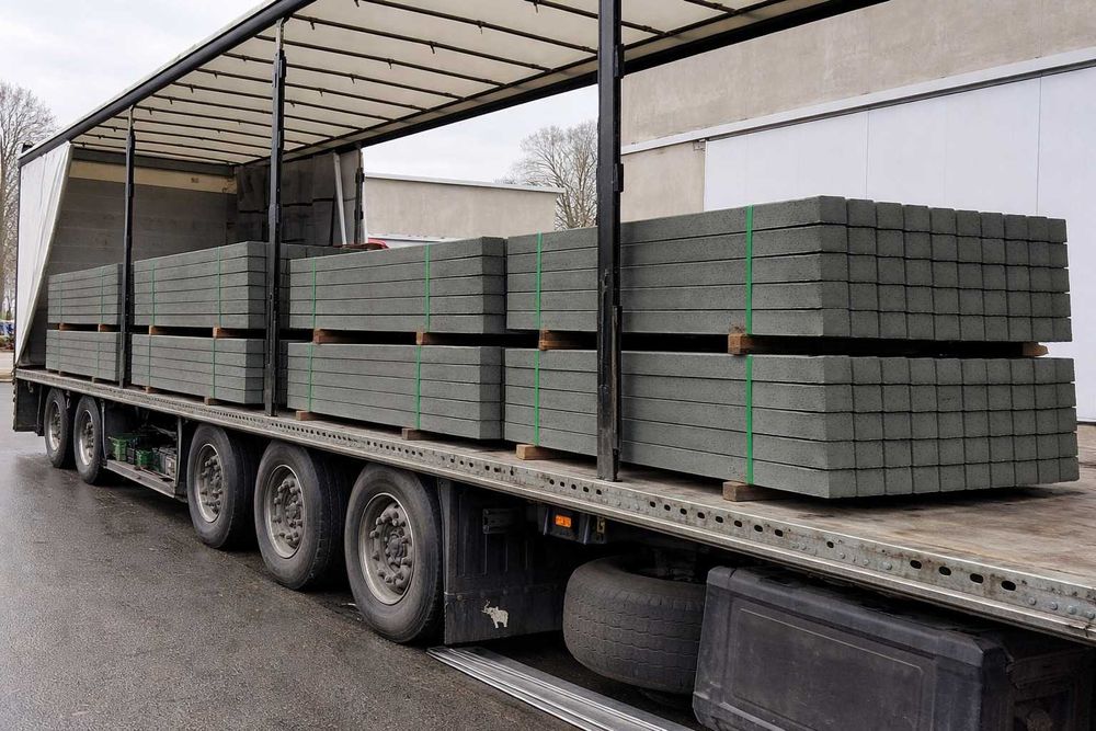 Słupki betonowe ogrodzeniowe sadownicze 200-350 cm Zbrojone Transport