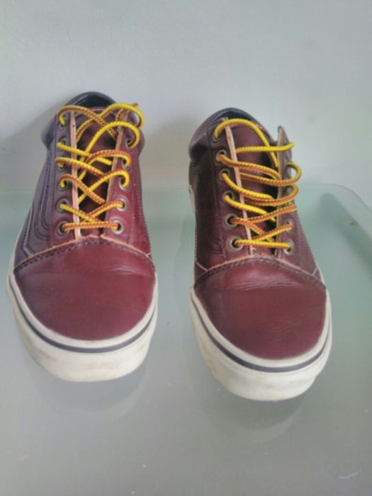 Vans Old Skool Leather Premium Trainers (VA38G10E5)