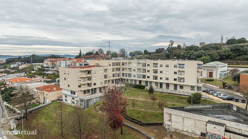 Apartamento T3 para venda — Nogueira, Fraião E Lamaçães, Braga