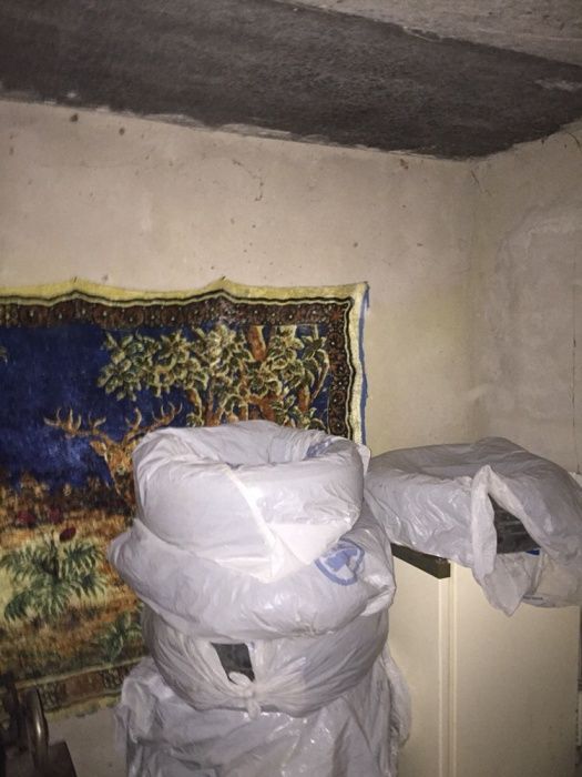 Продам або обміняю великий гараж в смт. Заводське