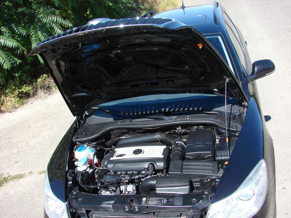 Skoda Octavia 1.8 TSi механика 6-ст 2011 год (максимальная комплектация)