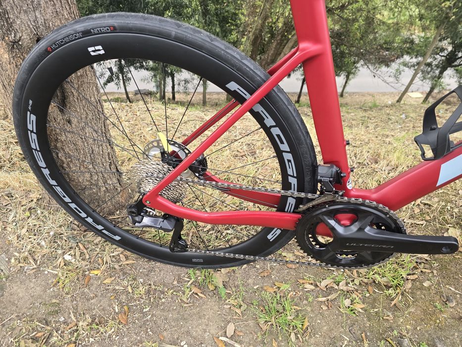 Bh rs1 ultegra di2 e rodas progress carbono