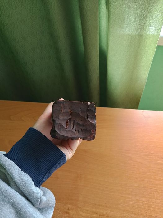 Hinduska figurka z drewna floklor