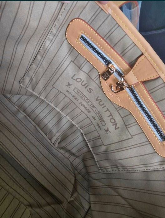 Torebka duża Louis Vuitton Neverfull monogram premium