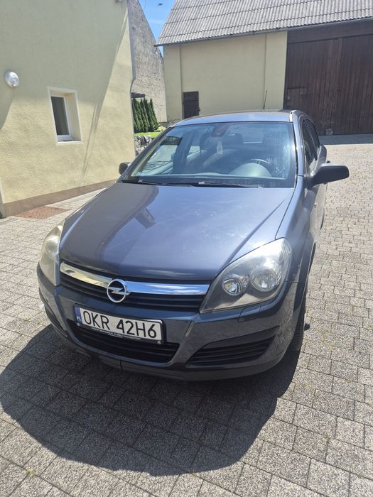 Opel Astra H 1.6 (105 KM) 2006