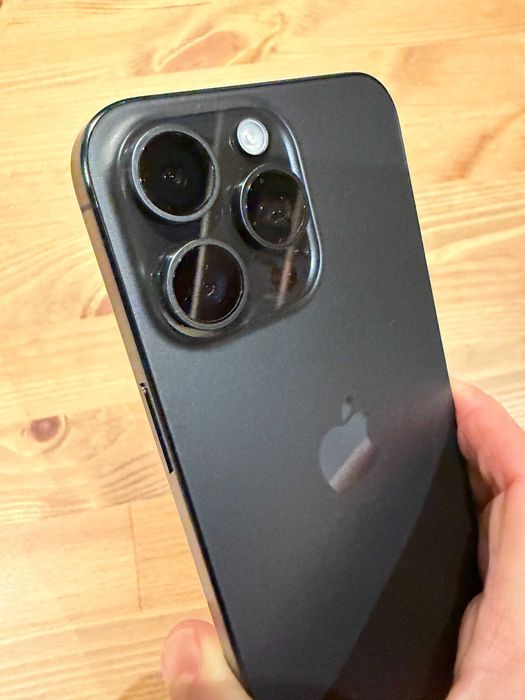 iPhone 15 Pro Max 256 Gb preto em perfeito estado, factura e garantia