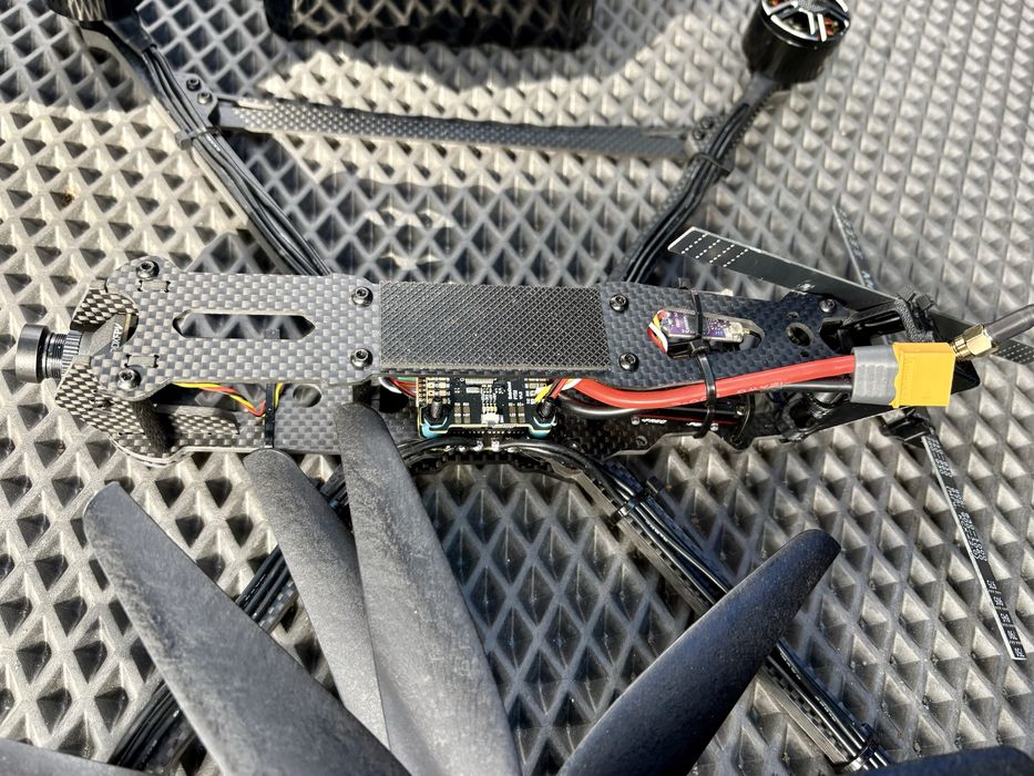 Дрон FPV 10ʼʼ з АКБ 6S3P