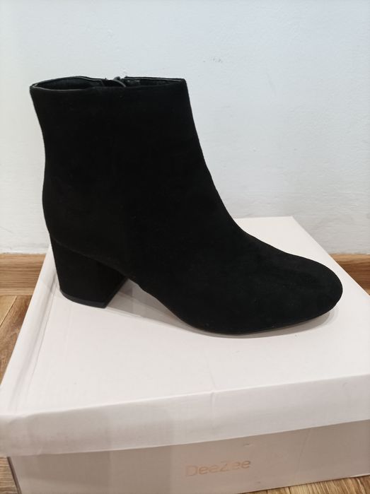 Botki czarne zamszowe rozmiar 37