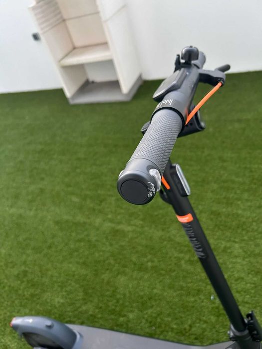 Trotinete Elétrica Segway Ninebot E2 Pro E - c/ Garantia
