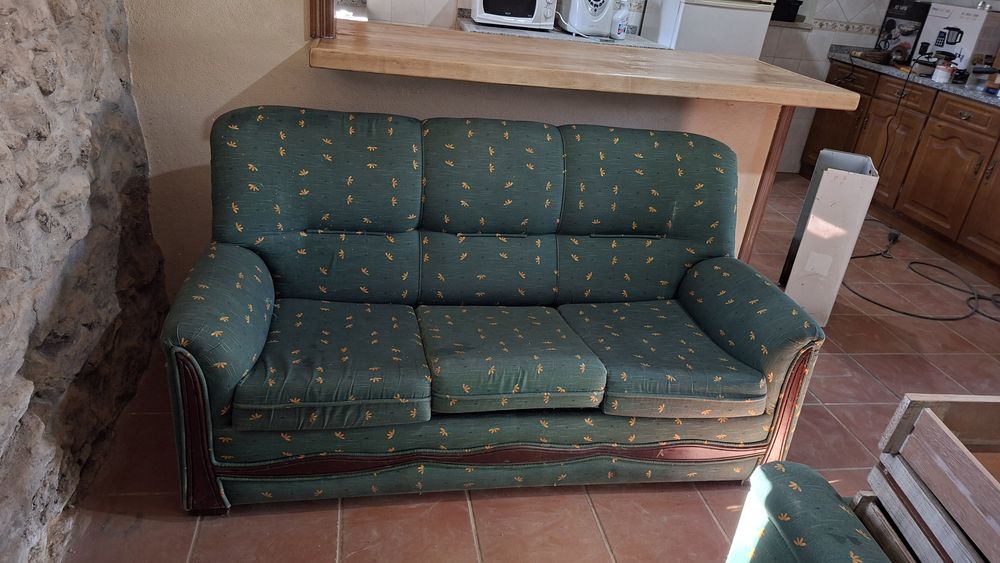 Sofá cama e poltronas