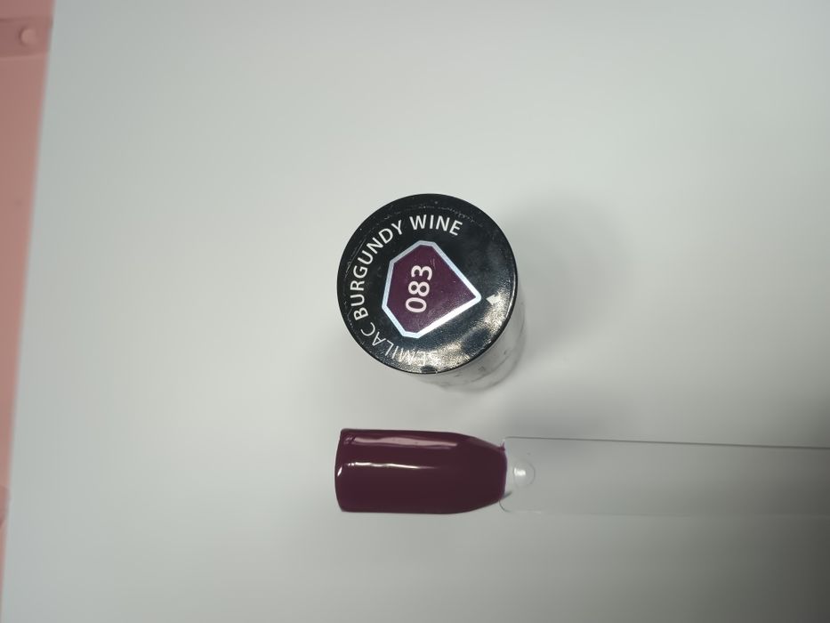 Lakiery hybrydowe Semilac