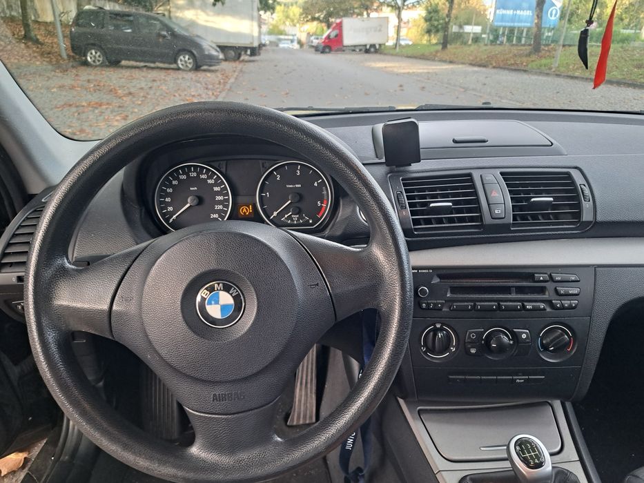 Bmw série 1 2009 — photo 4