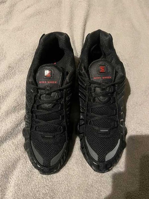 Nike Shox TL Czarny r.39