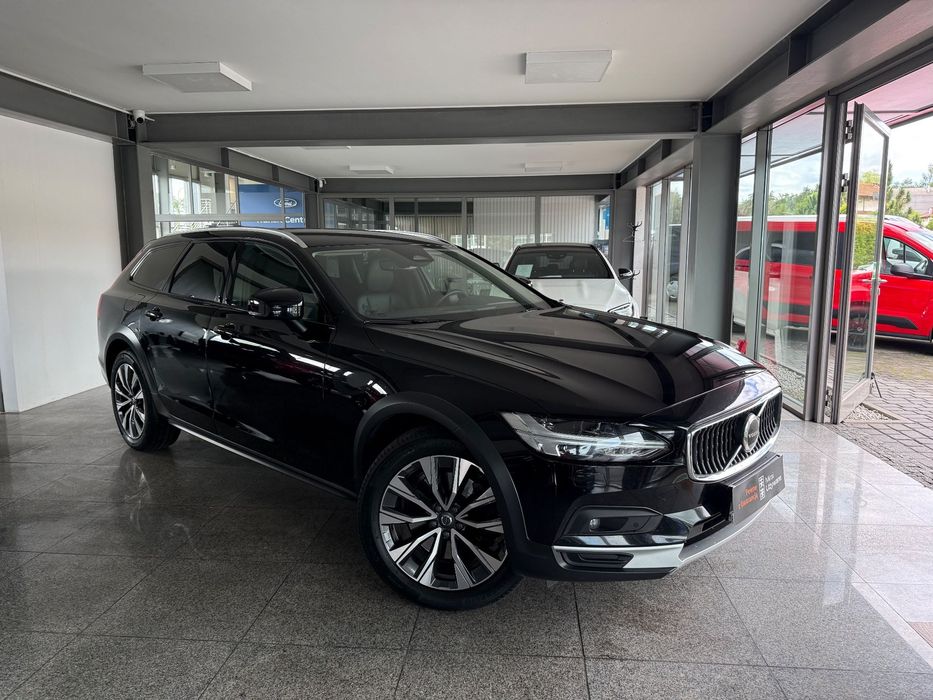 Volvo V90 Cross Country