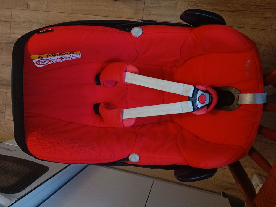 Maxi Cosi Pebble + baza ISOFIX