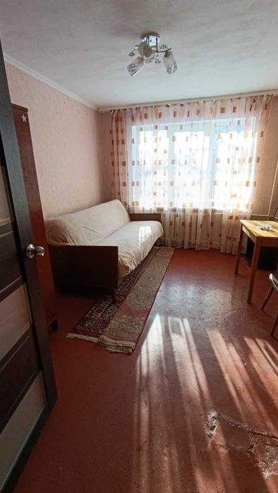 1 кімната в сімейному гуртожитку