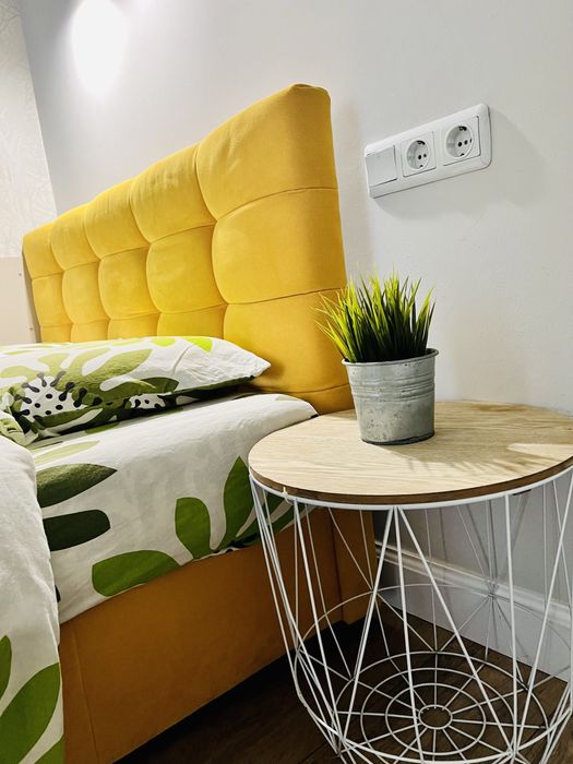 Подобово!Квартира в центрі міста.