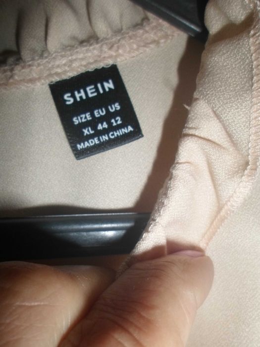 vestido comprido com pregas para mulher