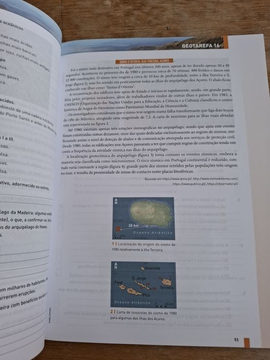 Caderno de Atividades GeoFoco Biologia e Geologia 10° Ano
Usado
Apontamentos a lápis foram apagados