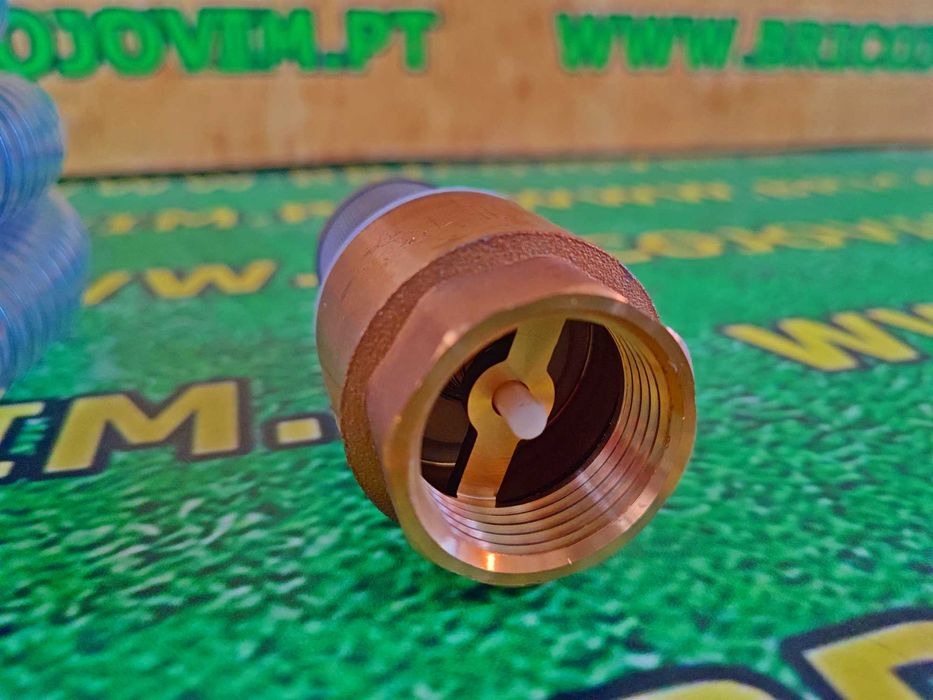 Tubo de Pesca Rígido Canelado 1" - 7 Mts + Pinha Latão C/Filtro -NOVOS