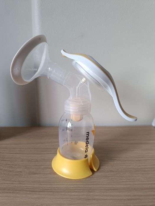 Extrator de leite manual da Medela