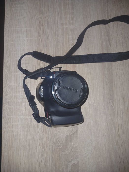 Фотоапарат canon