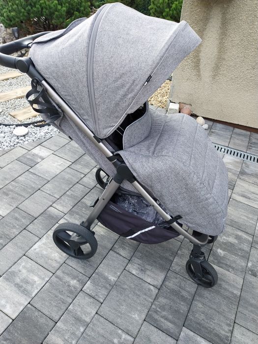 Spacerówka carrello bravo.