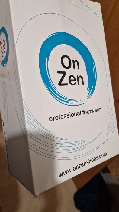 Socas unisexo On Zen