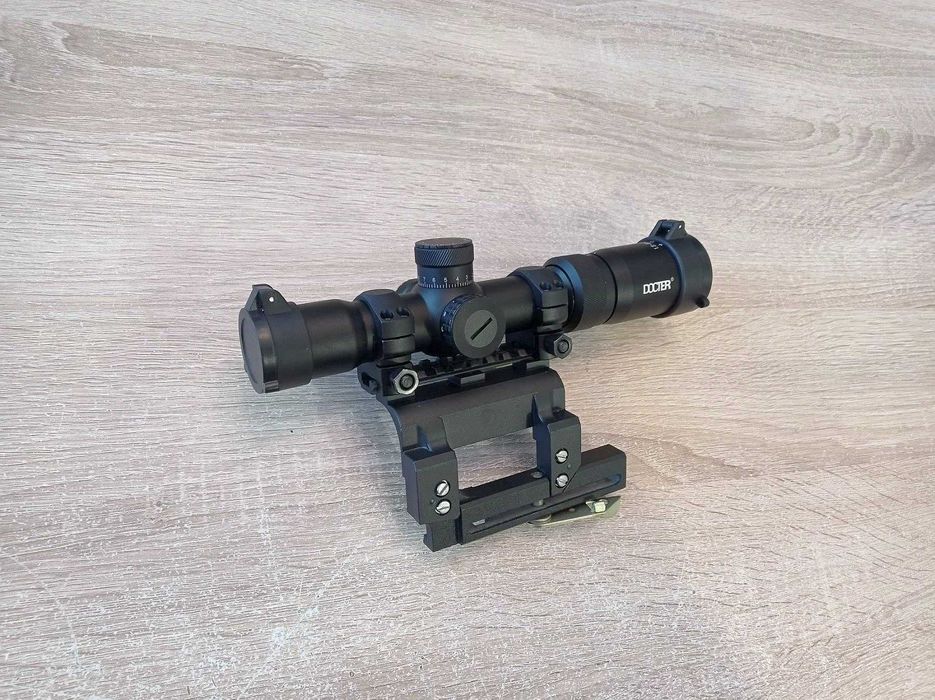 Luneta 1.5-8x28 z bocznym montażem do AK Saiga