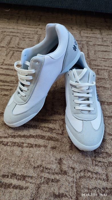 Кросівки, кросовки