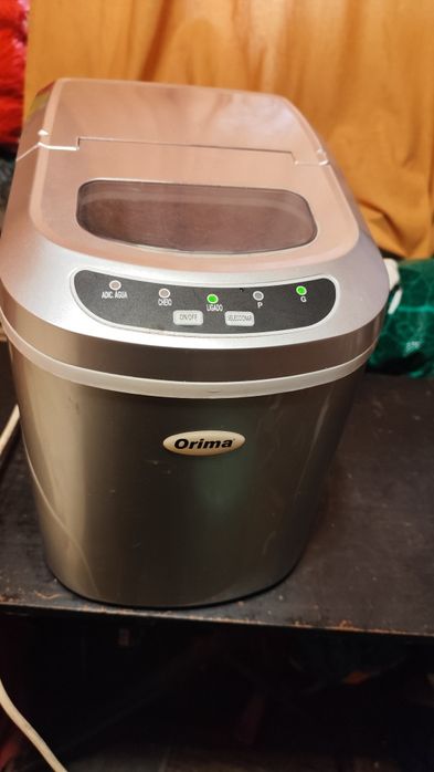 Máquina de fazer gelo
