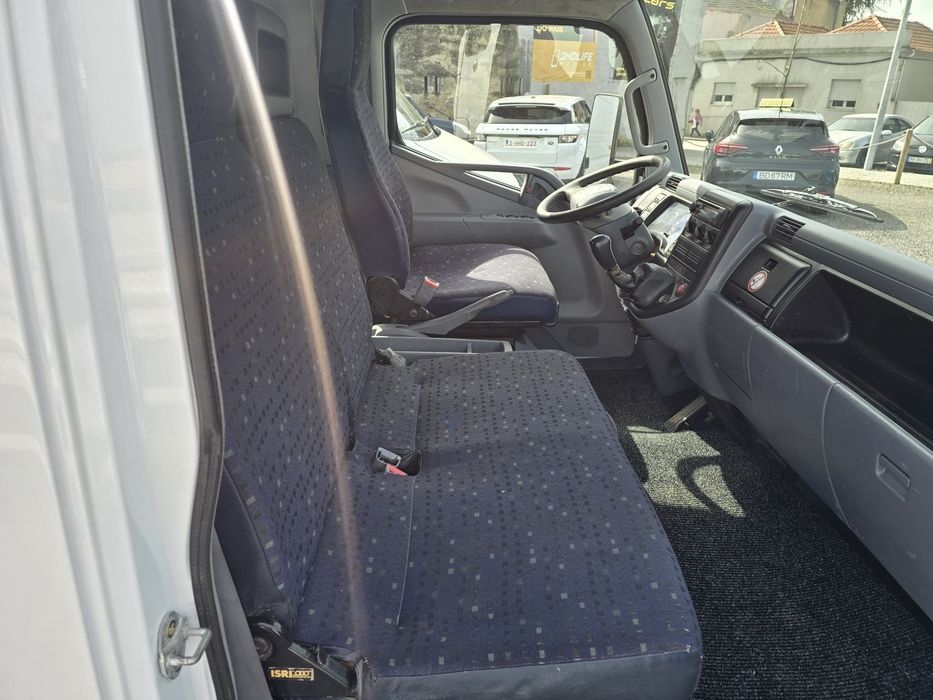 Mitsubishi Canter 3C13 cabine larga,7Lugares