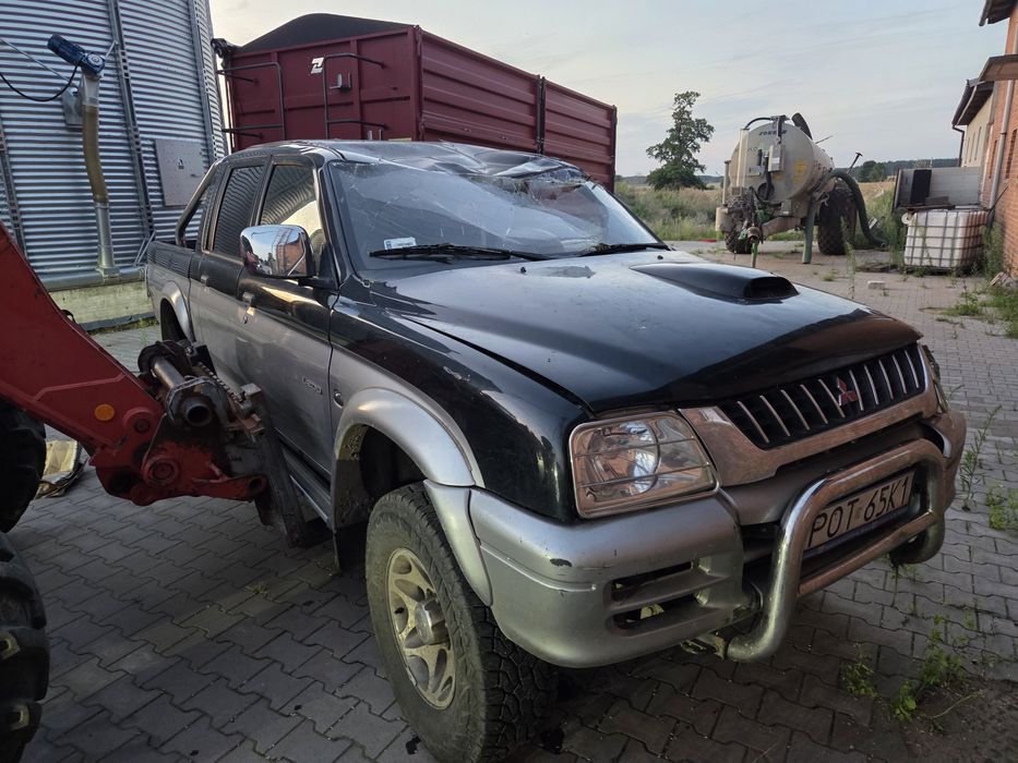 Mitsubishi L200  2004 na części