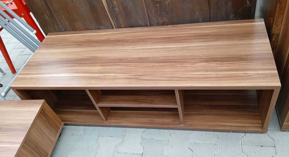 Półka np pod tv  Wys39cm 138×50cm