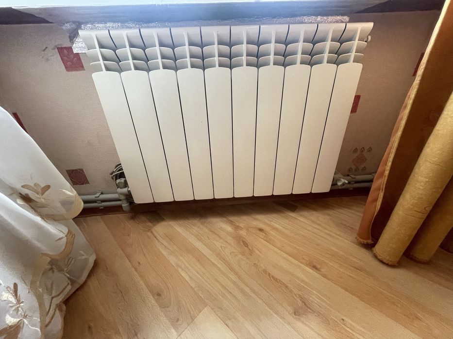 Простора сучасна квартира ! 3 поверх! Індивідуальне опалення!