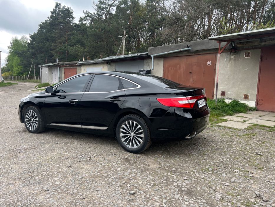 Hyundai Grandeur, 2014року, 3.00 л., газ.